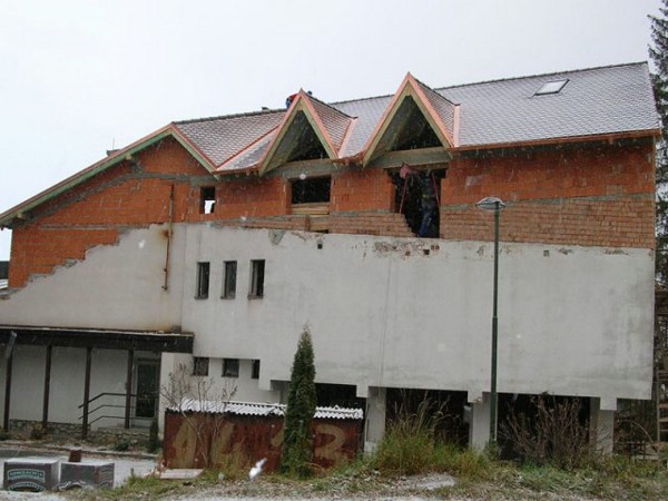 img00028.jpg